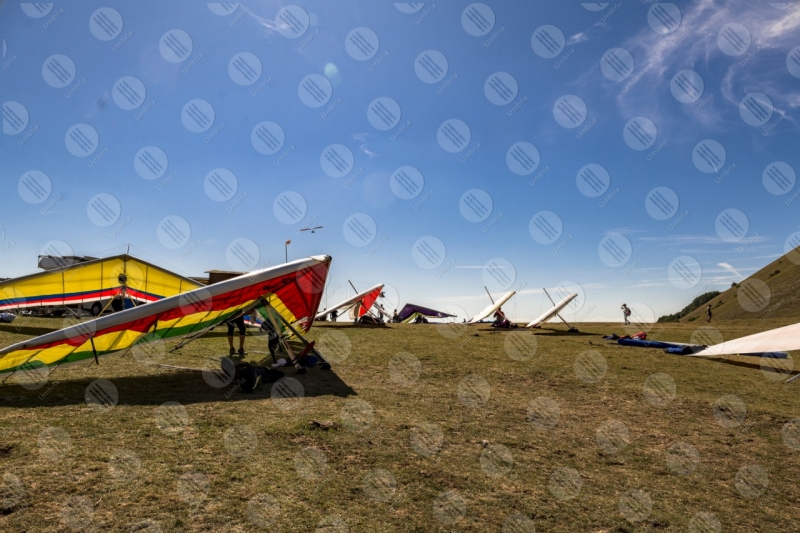 park Monte Cucco hang glider sport people sky  Eugubino - Altochiascio