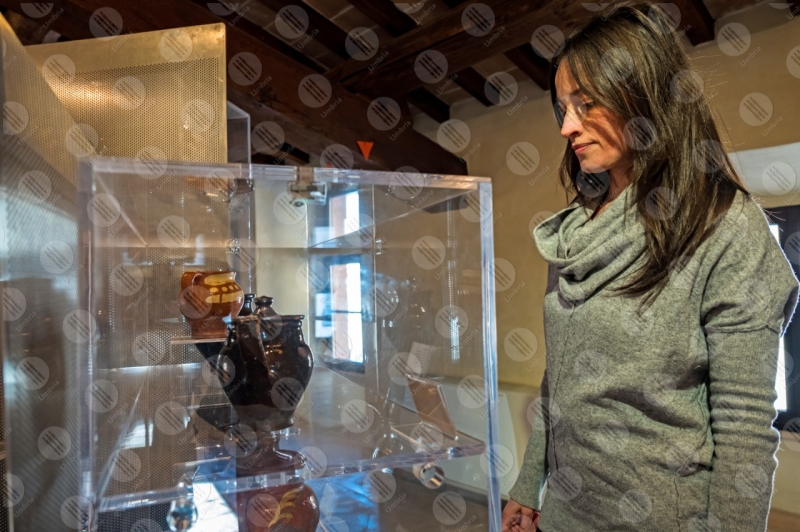 Museo Dinamico del Laterizio e delle Terrecotte terracotta terrecotte arte donna ragazza dettagli particolari  Marsciano