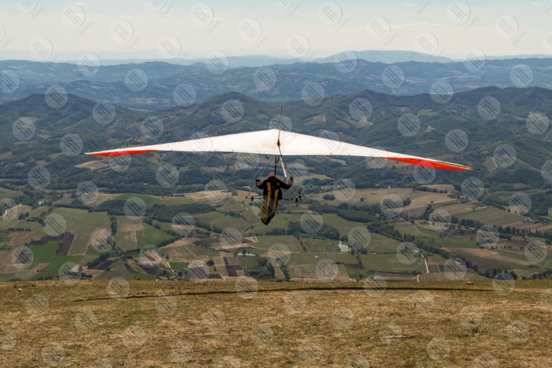 parco Monte Cucco deltaplano sport volo cielo vista panorama colline montagne  Eugubino - Altochiascio