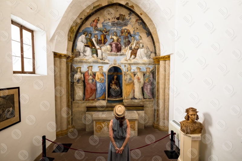 Cappella di San Severo Chiesa di San Severo Raffaello Perugino affresco arte donna  Perugia